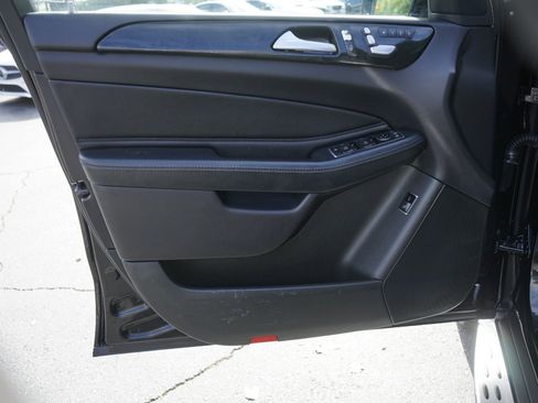 Used 2017 Mercedes-Benz GLS 450 4MATIC w/ Premium Package image 23