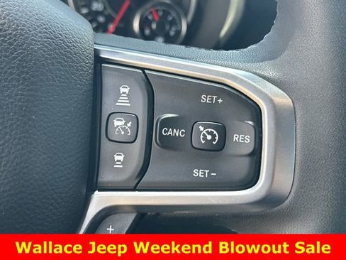Used 2025 RAM 1500 Big Horn AWD/4WD image 22