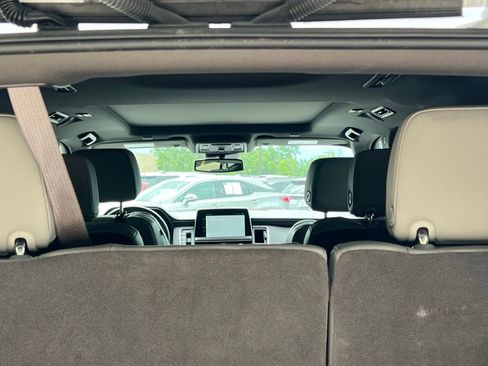 Used 2023 GMC Yukon SLT w/ Max Trailering Package RWD image 16