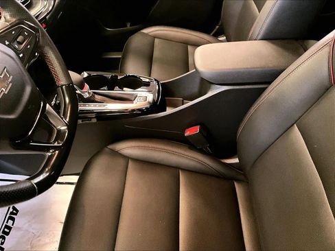 Used 2024 Chevrolet Trax RS w/ Sunroof Package image 20