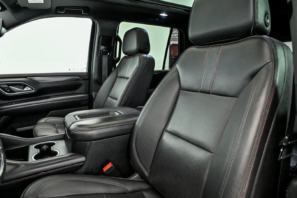 Used 2022 Chevrolet Tahoe RST w/ Luxury Package AWD/4WD image 14