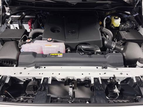 New 2026 Toyota Tundra SR5 RWD image 9