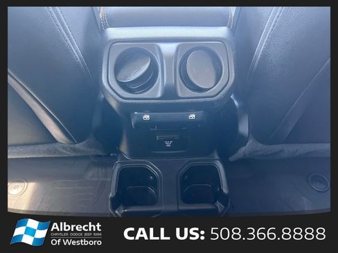 Used 2022 Jeep Gladiator Overland AWD/4WD image 24