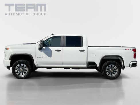 Used 2023 Chevrolet Silverado 2500 Custom w/ Custom Value Package AWD/4WD image 4