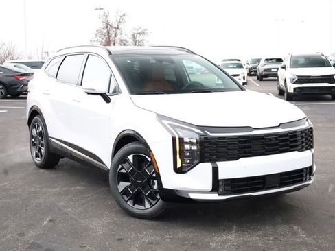 New 2026 Kia Sportage SX image 2