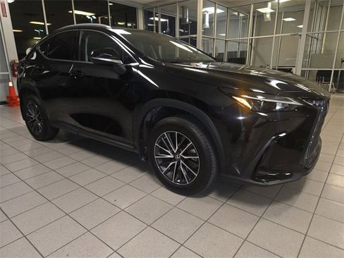 Used 2022 Lexus NX 250 FWD w/ Premium Package image 2
