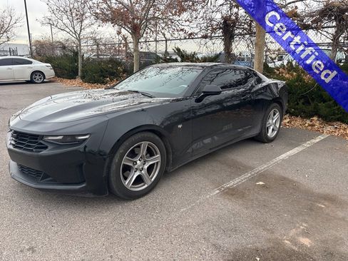 Used 2022 Chevrolet Camaro LT image 4