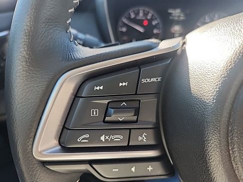 Certified 2025 Subaru Outback Limited image 12