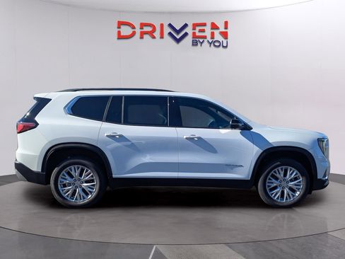 New 2026 GMC Acadia Elevation image 7