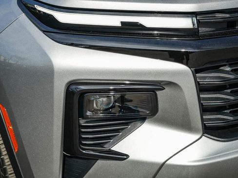 New 2026 Chevrolet Traverse LT w/ Midnight/Sport Edition FWD image 8