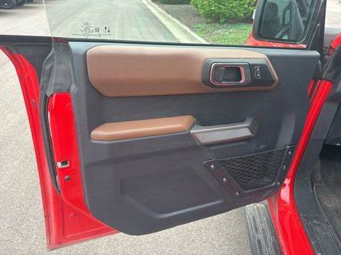 Used 2021 Ford Bronco Outer Banks AWD/4WD image 8