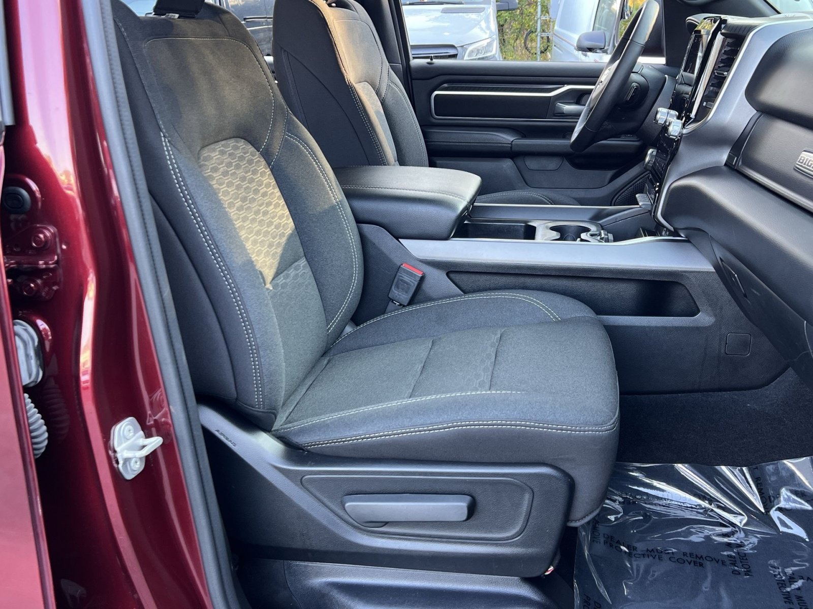 Used 2025 RAM 1500 Big Horn AWD/4WD image 33