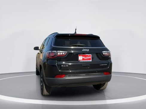 Used 2025 Jeep Compass Limited AWD/4WD image 7
