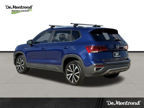 Used 2022 Volkswagen Taos SE image 5