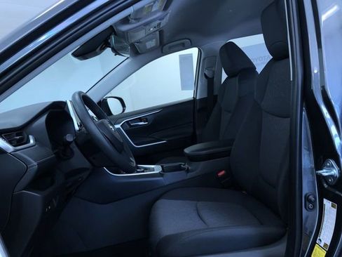 New 2025 Toyota RAV4 XLE image 10