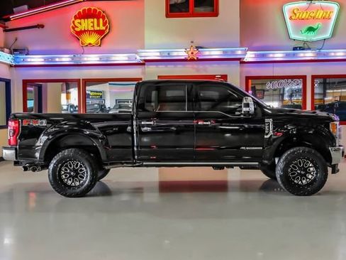 Used 2017 Ford F250 King Ranch w/ King Ranch Ultimate Package image 11