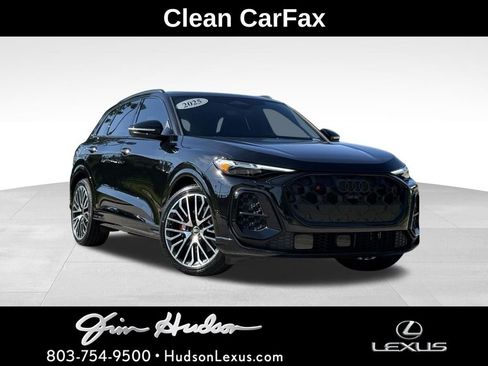 Used 2025 Audi SQ5 Prestige AWD/4WD image 1