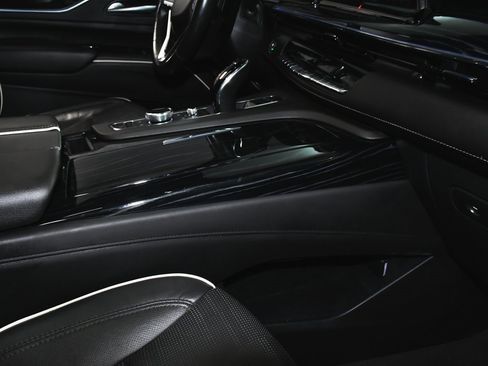 Used 2024 Cadillac Escalade Sport image 65