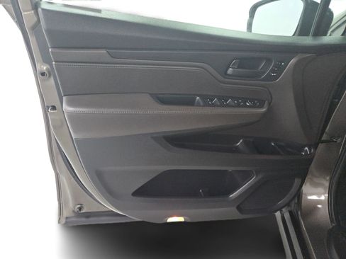 Used 2018 Honda Odyssey EX-L image 20