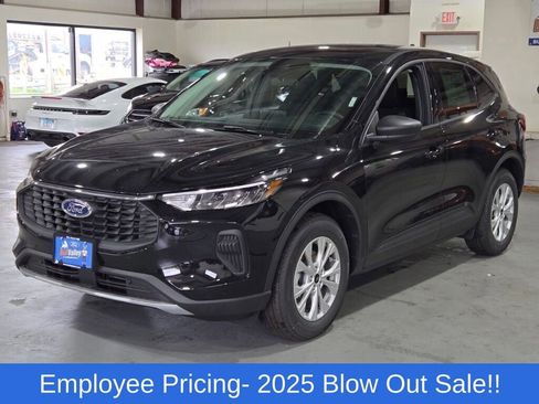 New 2025 Ford Escape Active w/ Cold Weather Package FWD image 5