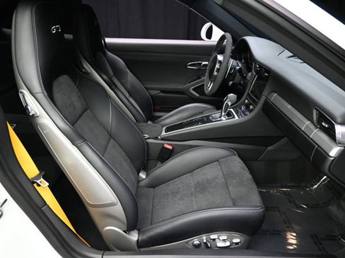 Used 2015 Porsche 911 GT3 image 63