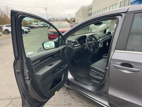 New 2026 Honda Odyssey Touring image 24