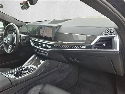 Used 2026 BMW X6 M60i AWD/4WD image 21