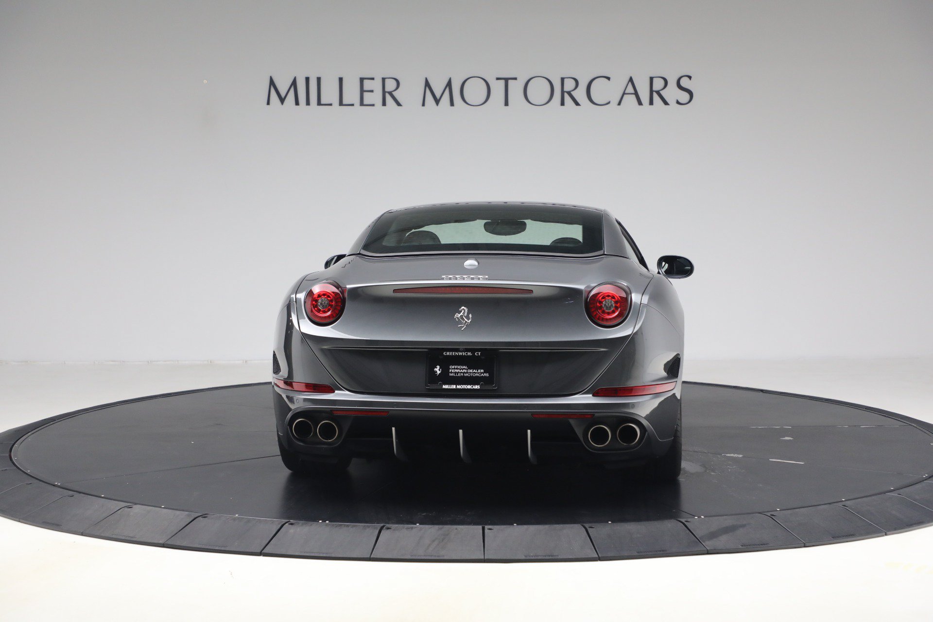 Certified 2015 Ferrari California T RWD image 36
