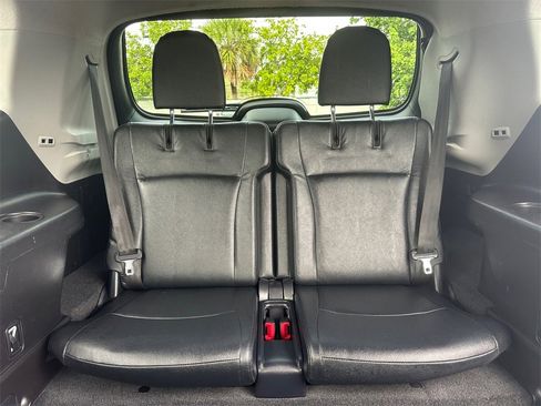 Used 2013 Toyota Highlander Limited image 23