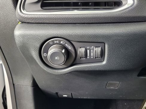 New 2026 Chrysler Pacifica Limited w/ S Appearance Package image 20