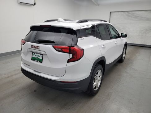 Used 2018 GMC Terrain SLE w/ Driver Convenience Package FWD image 9