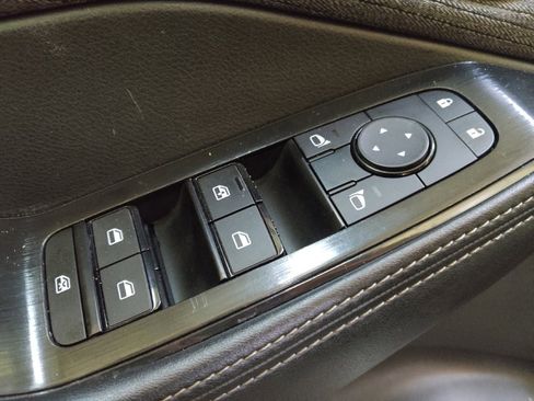 Used 2023 Nissan Rogue SV AWD/4WD image 27