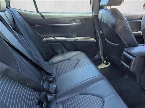 Used 2024 Toyota Camry SE FWD image 18