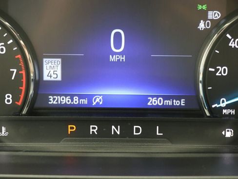 Used 2023 Ford Explorer Limited image 19