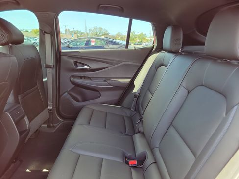 Used 2024 Buick Envista Sport Touring image 13