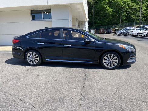 Used 2017 Hyundai Sonata Sport w/ Value Edition Package 02 image 2