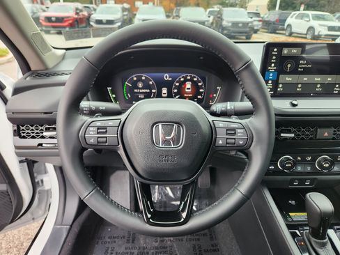 New 2025 Honda Accord EX-L image 15