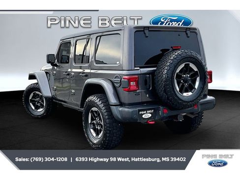 Used 2018 Jeep Wrangler Unlimited Rubicon AWD/4WD image 2