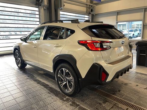 Used 2024 Subaru Crosstrek 2.0i Premium image 16