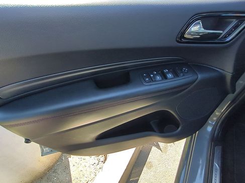 Used 2025 Dodge Durango GT image 23