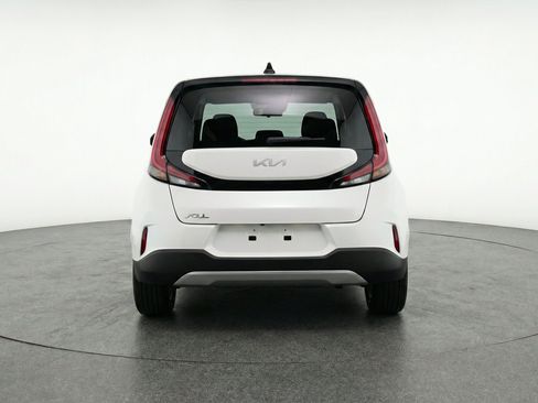 Used 2025 Kia Soul LX w/ LX Technology Package FWD image 7