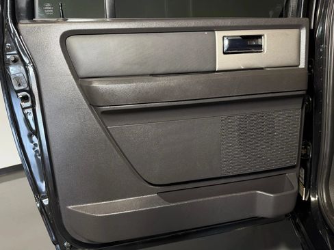 Used 2014 Ford Expedition EL Limited w/ Equipment Group 301A RWD image 21