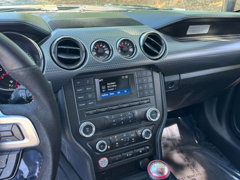 Used 2017 Ford Mustang GT w/ GT Performance Package RWD image 33