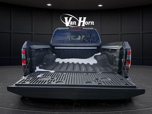 New 2026 Nissan Frontier PRO-4X w/ Pro-4x Convenience Package image 5