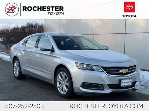 Used 2017 Chevrolet Impala LT image 1