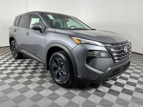 New 2026 Nissan Rogue SV FWD image 3
