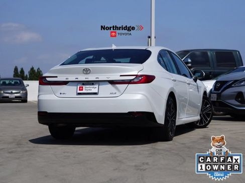 Used 2025 Toyota Camry XLE FWD image 7