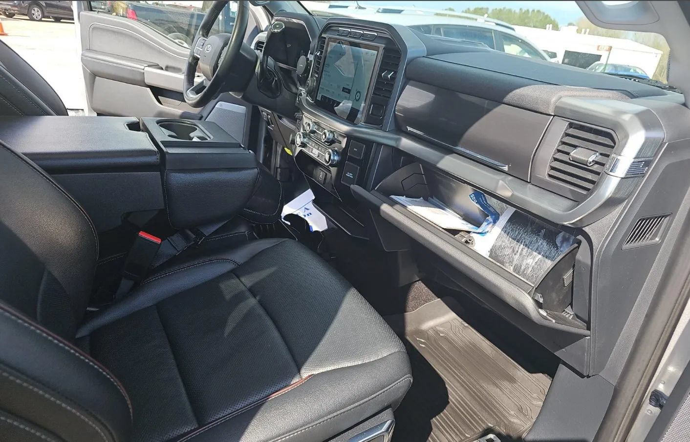 Used 2022 Ford F150 Lariat AWD/4WD image 38