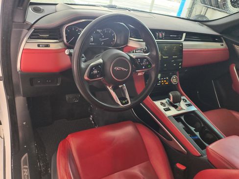 Used 2023 Jaguar F-PACE R-Dynamic S image 13