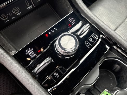 Used 2022 Jeep Grand Cherokee Summit w/ Adv Protech Group IV AWD/4WD image 26